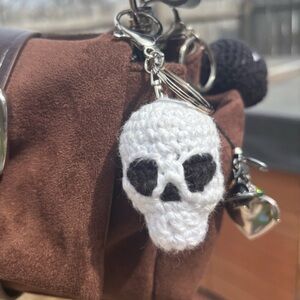 Handmade Crocheted Skull Keychain - White & Black